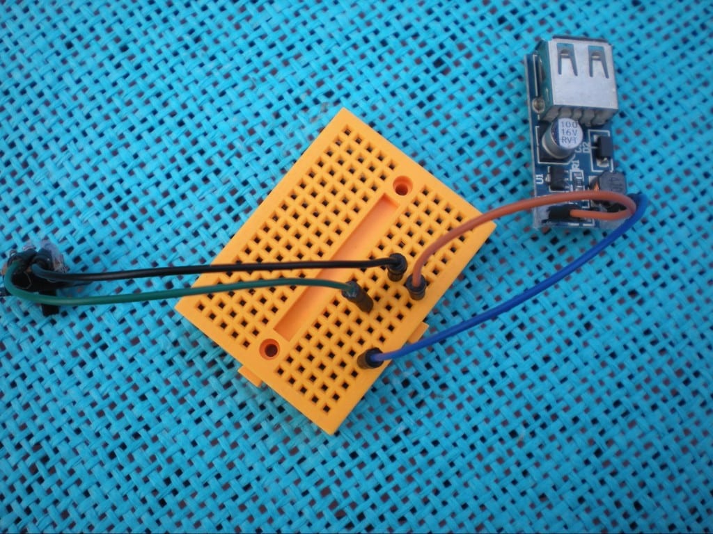 powered USB charger for your phone Circuit Diagram