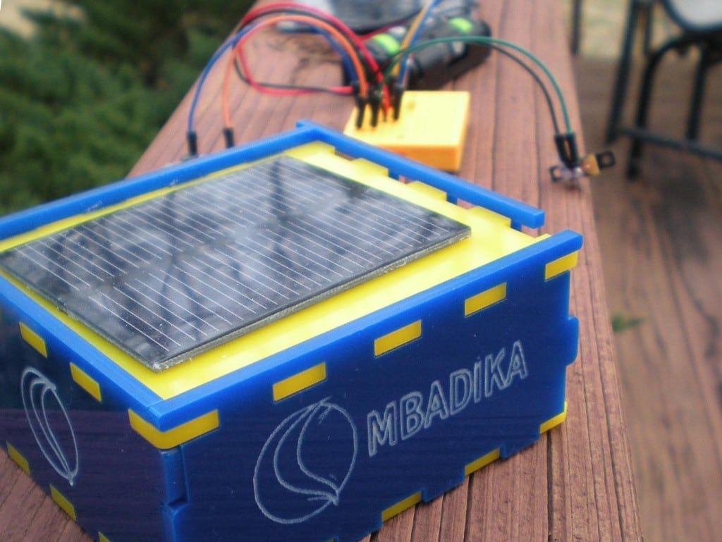 How to build a solar-powered USB charger phone