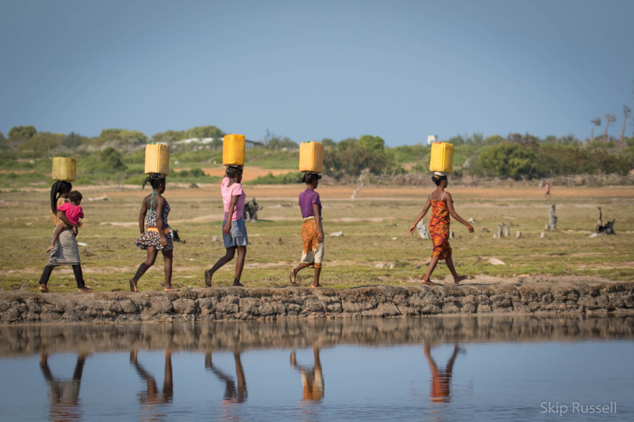 Reflections on a Review of Studies on the Physical and Emotional Toll of Carrying  Water | Engineering For Change