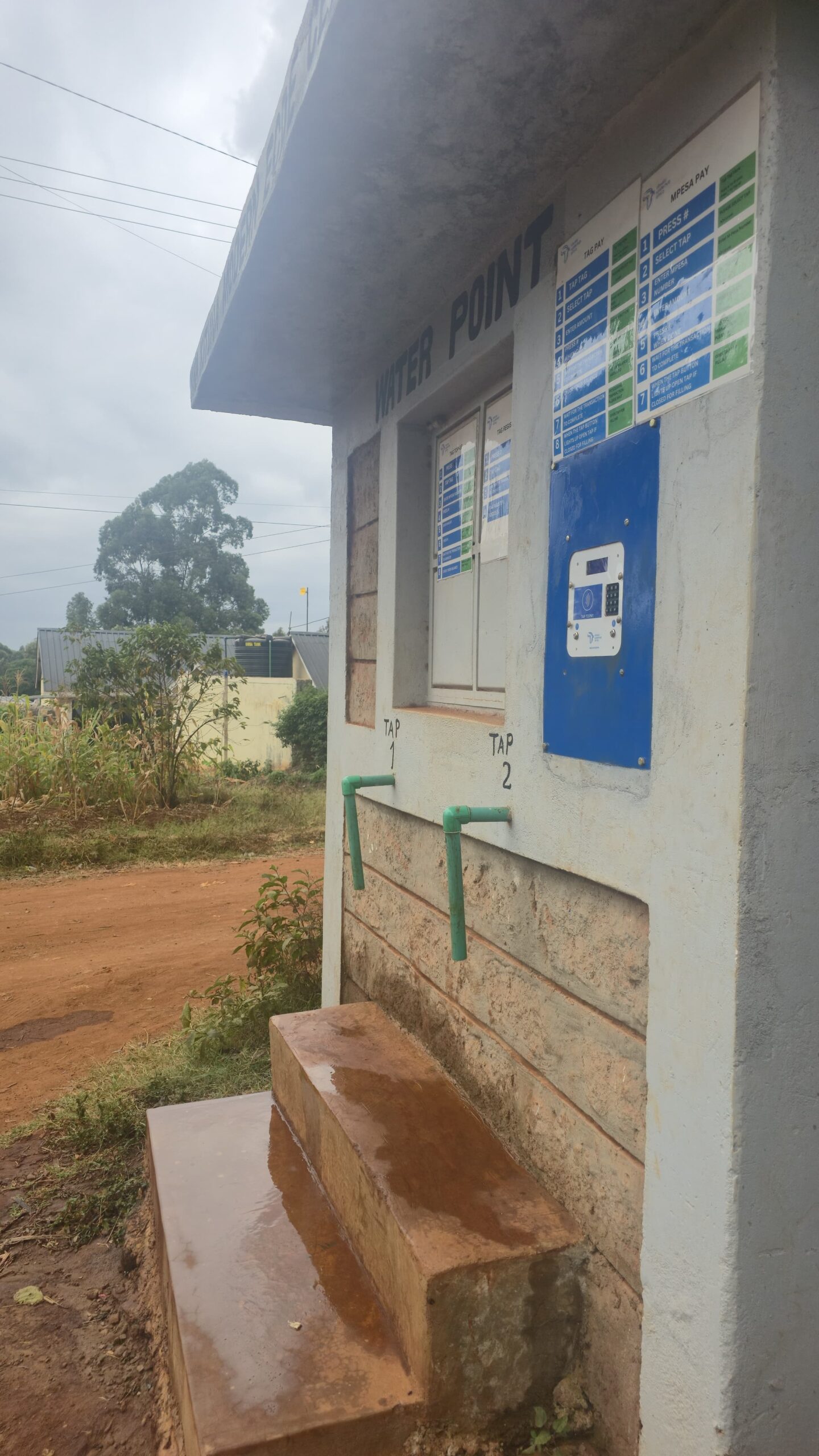 Ubuntu Waterhub kiosk in Kangundo in Eastern Kenya. Photo: Mercy Nduati / Engineering for Change